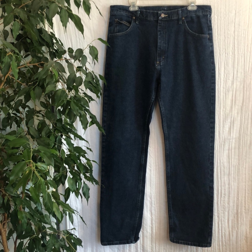 WRANGLER mens Size 36 X 34 dark wash high rise straight leg denim blue jeans